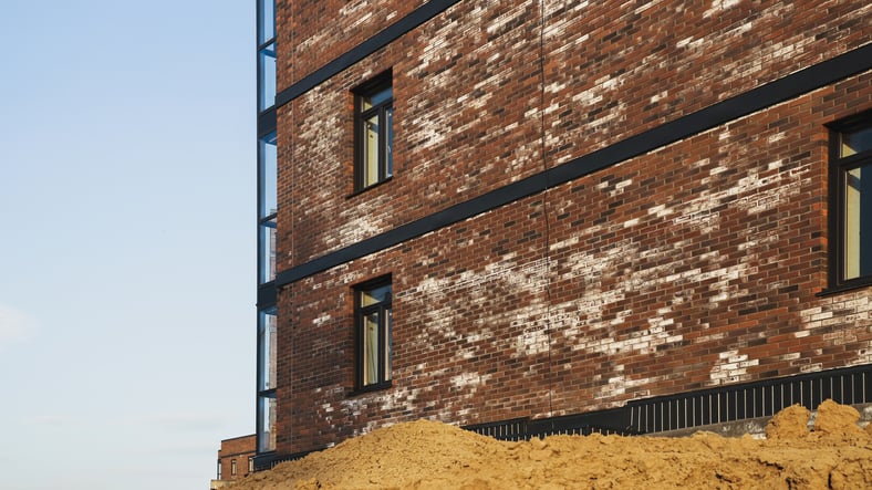 Salt effuesence on a building