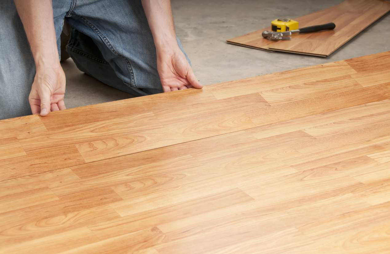Choosing the Best Moisture Meter for Lumber & Flooring: 7 Must-Haves
